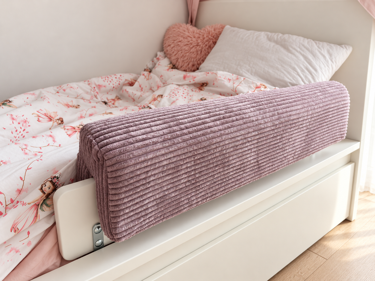 Bettkantenschutz – Polsterung für Gitterbett & Bettkante – Lila Cord