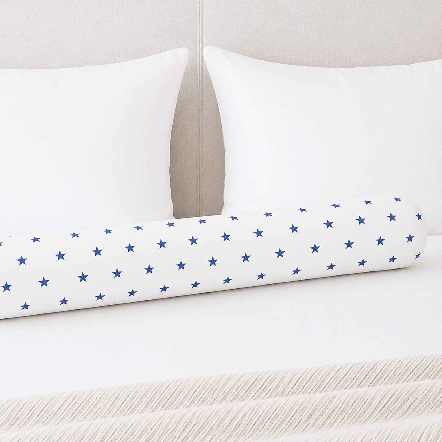 Bettschlange Kissen – Ideal als Stillkissen & Seitenschläferkissen - 150 cm - Blaue Sterne