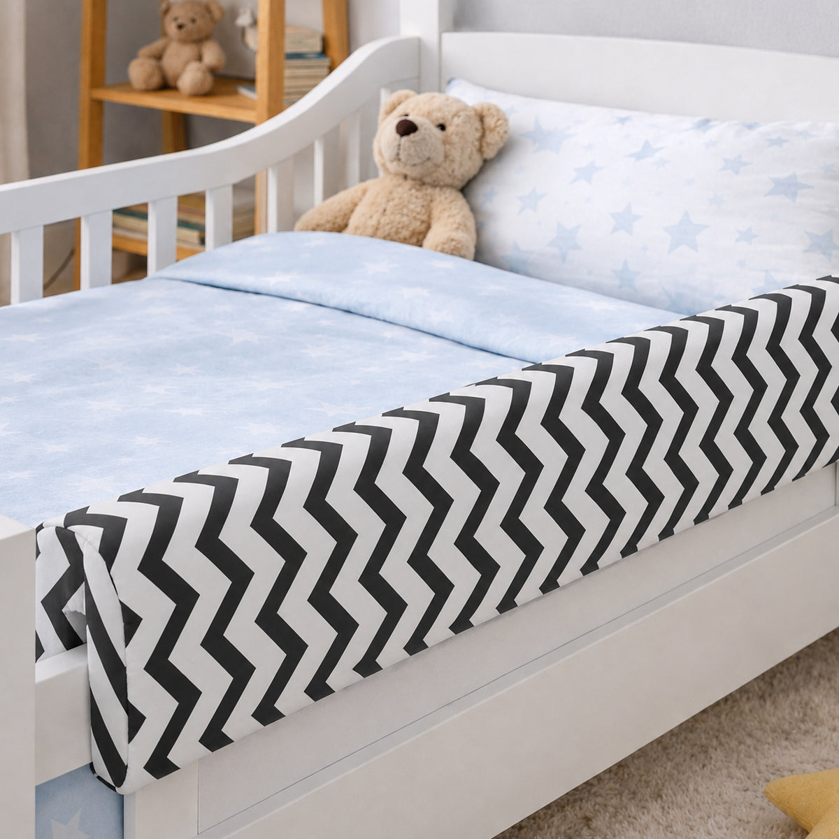 Bettkantenschutz 70 cm – Polsterung für Gitterbett & Bettkante – Baumwolle Schwarz-Weiß Chevron