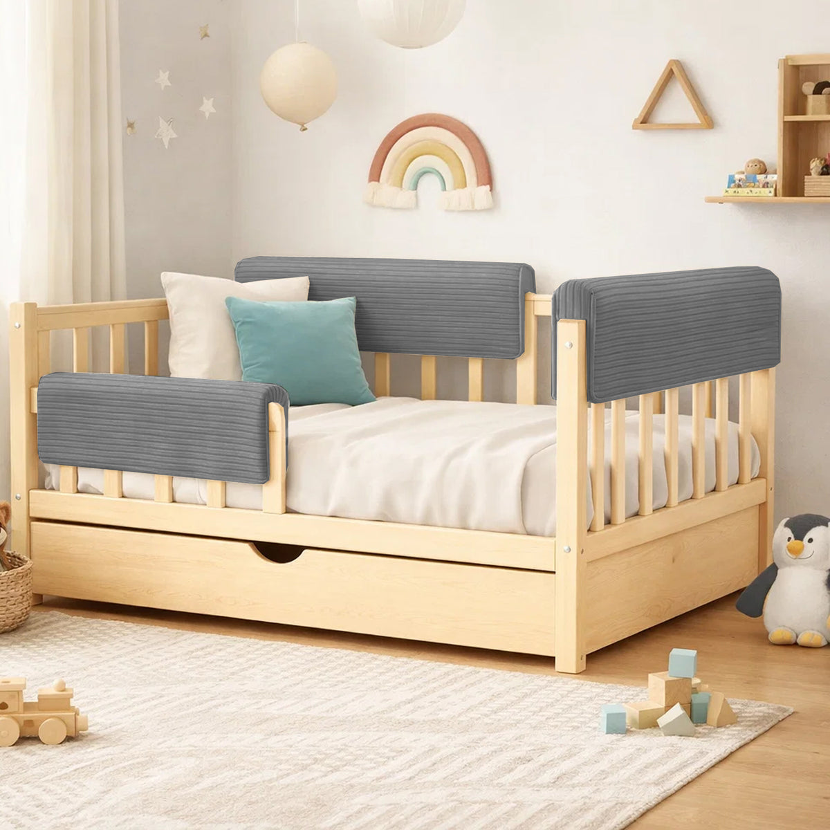 Bettkantenschutz – Polsterung für Gitterbett & Bettkante – Grau Cord