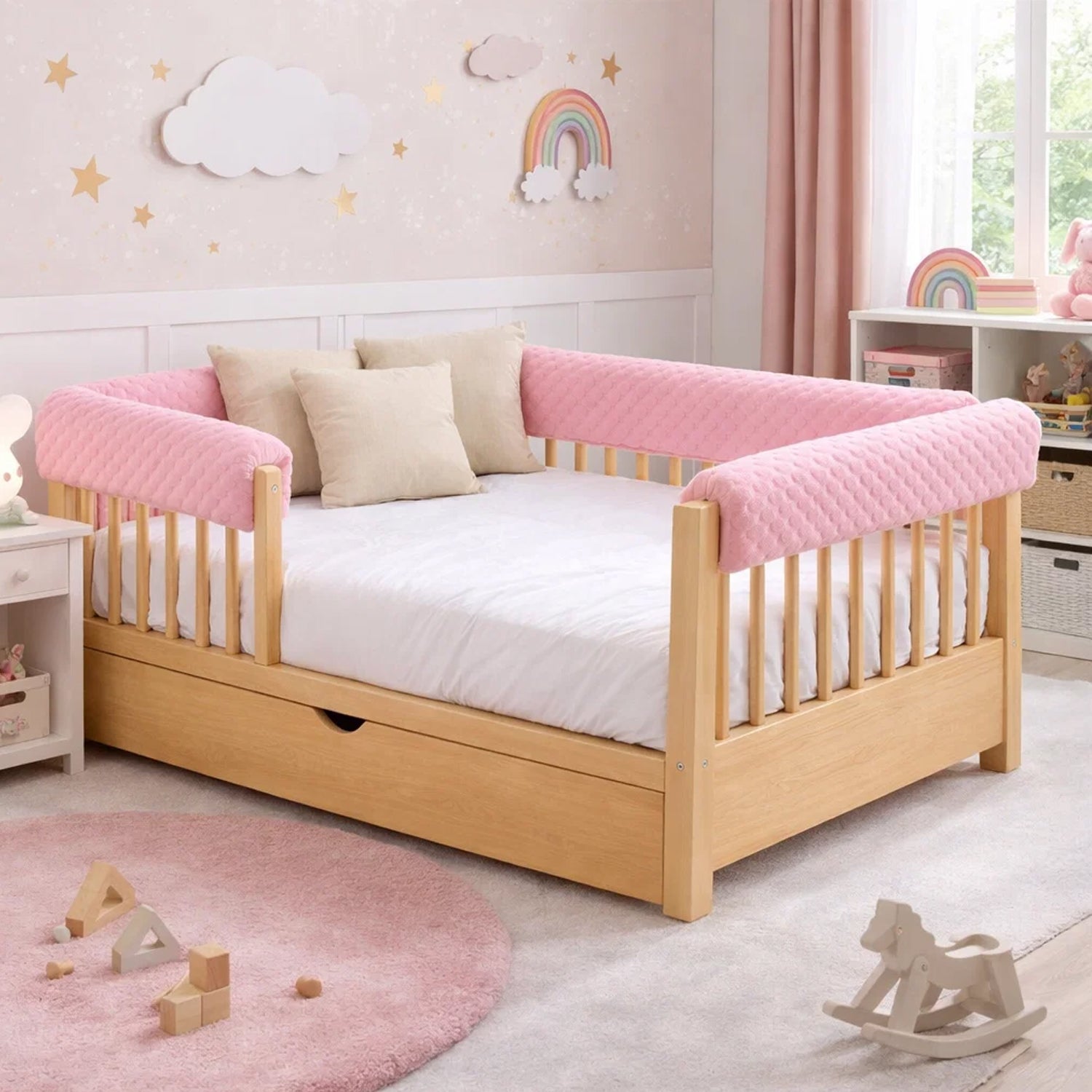 Bettkantenschutz – Polsterung für Gitterbett & Bettkante – Rosa Minky